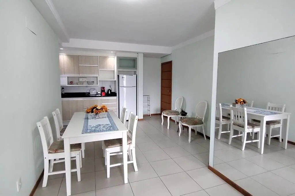Apartamento 2 Quartos Na Praia Florianópolis